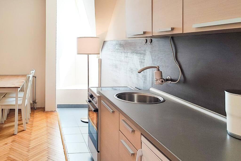 Filinhome Trg Mladenaca Novi Sad Exteriér fotografie