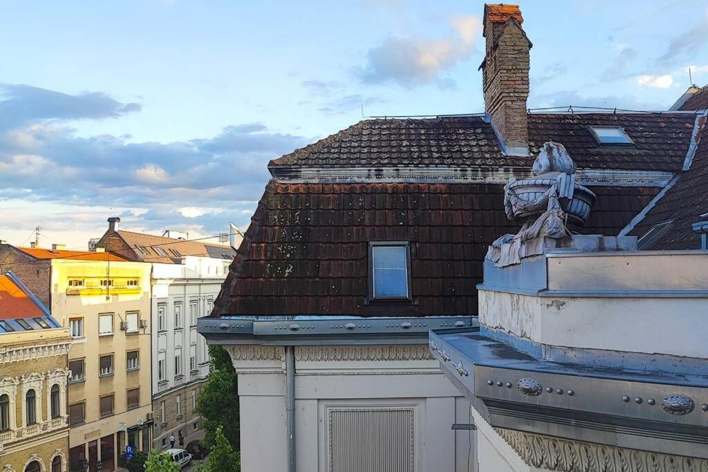 Filinhome Trg Mladenaca Novi Sad Exteriér fotografie